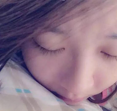 大妈扮少女骗男子扮少女网上卖萌行骗 朋友圈