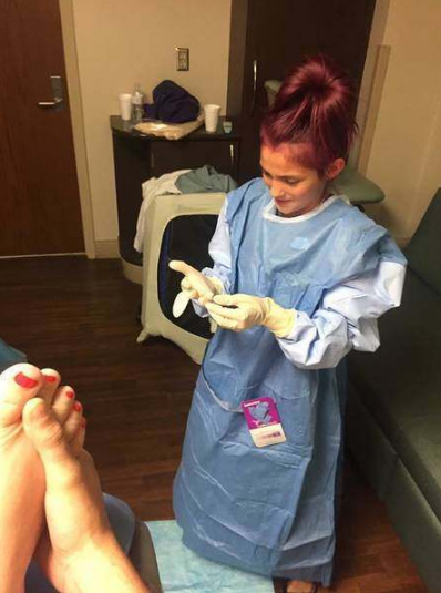 12岁女孩帮妈接生视频在疯狂转载 应用充当助