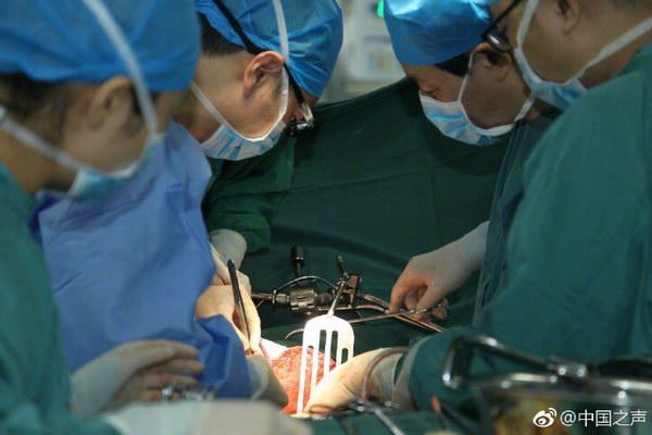 小伙遇车祸脑死亡 捐出多个器官“生命”在其他人身上得到延续