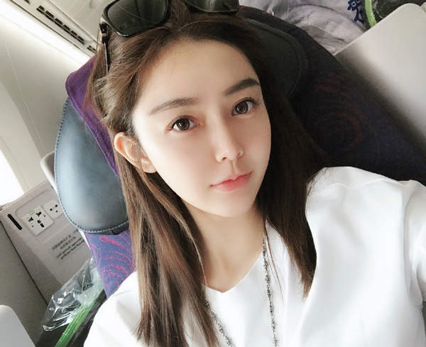 女神“韩雨嘉”近期清纯美照欣赏 网友：美得不可方物